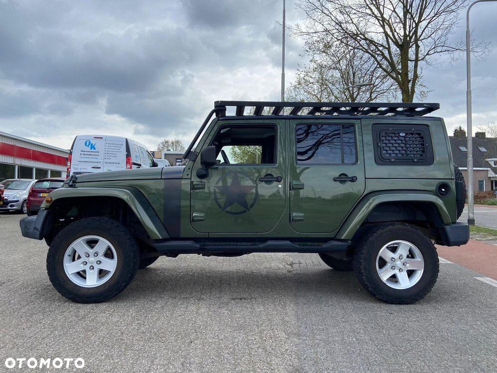 Jeep Wrangler - 9