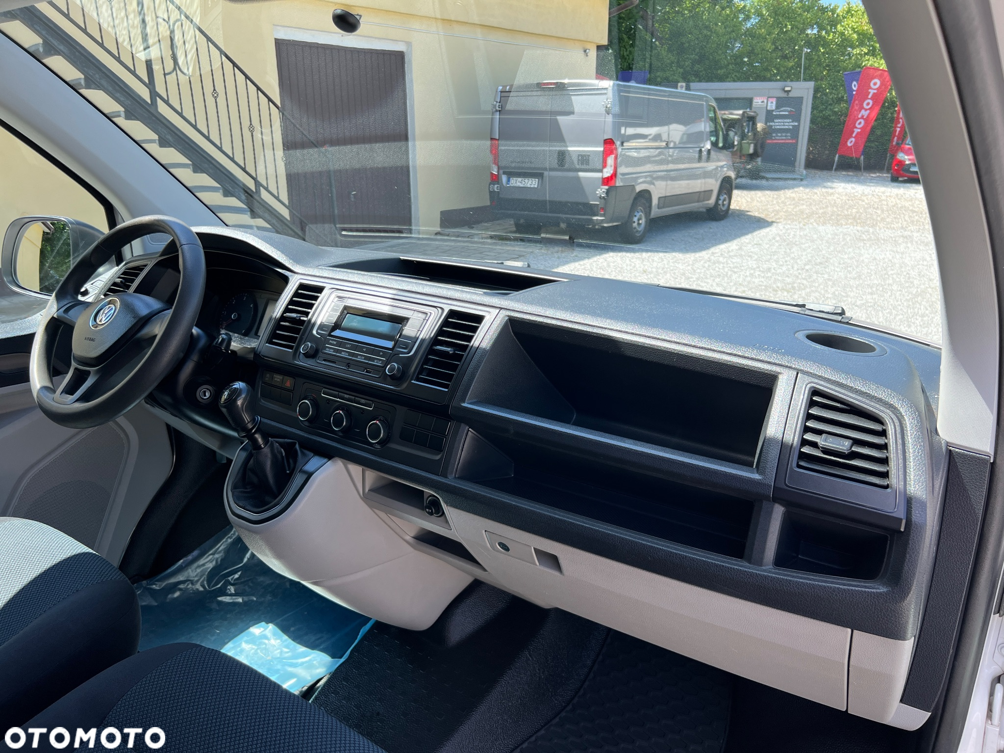 Volkswagen Transporter 2.0 TDI Long L2H1 - 15