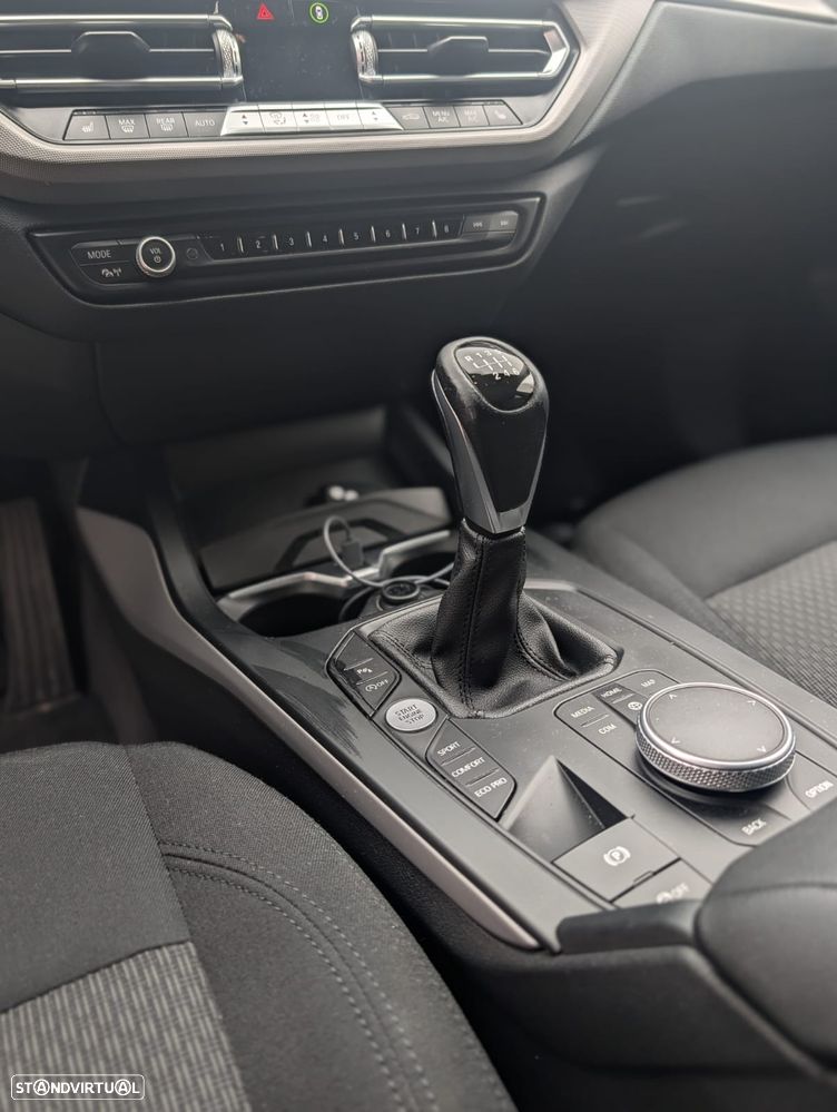 BMW 118 i Sport Line - 10
