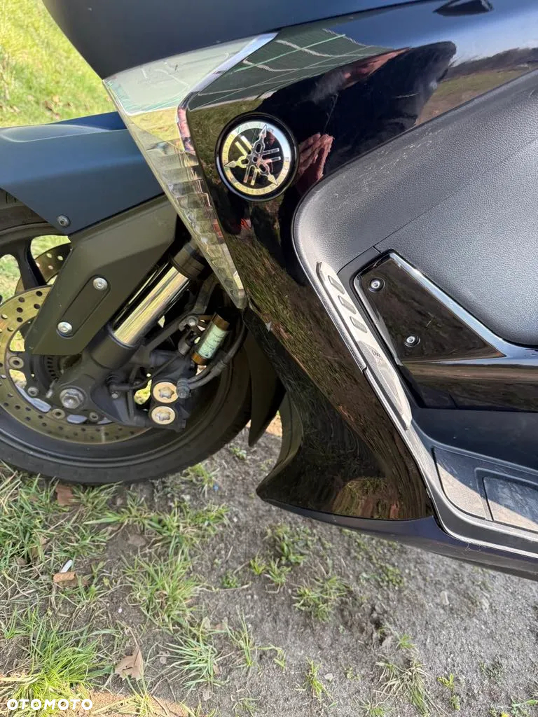 Yamaha Tmax - 8
