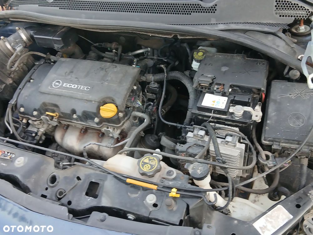 Opel Corsa 1.4 Essentia - 10