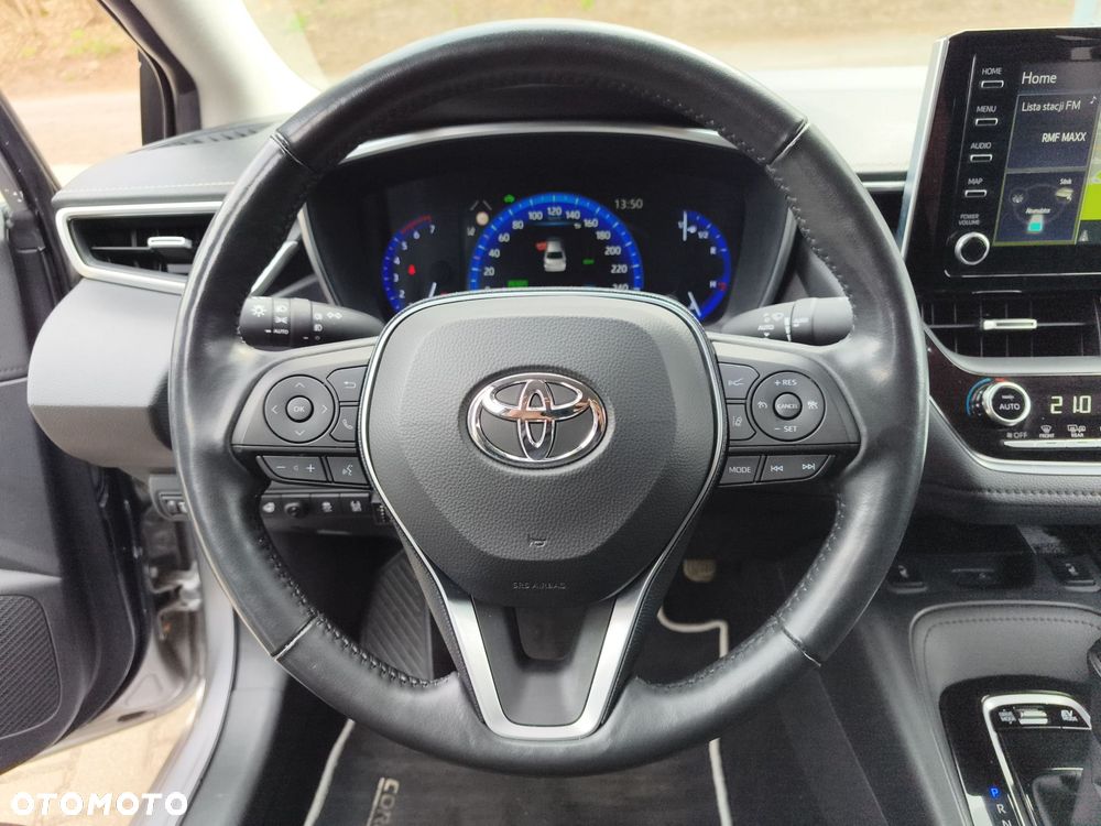 Toyota Corolla 1.8 Hybrid Executive - 17