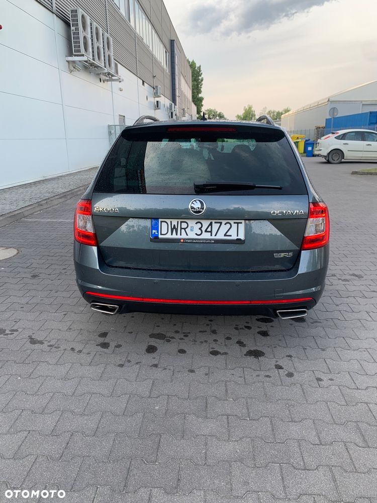 Skoda Octavia 2.0 TDI RS DSG - 5