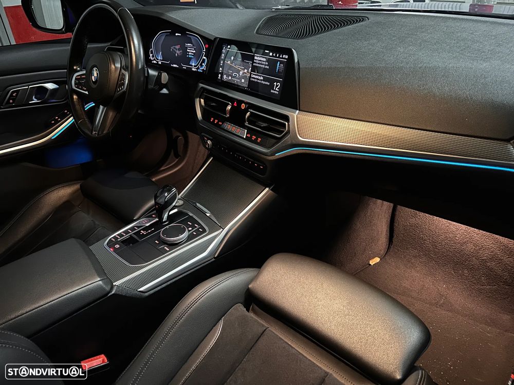 BMW 330 - 22