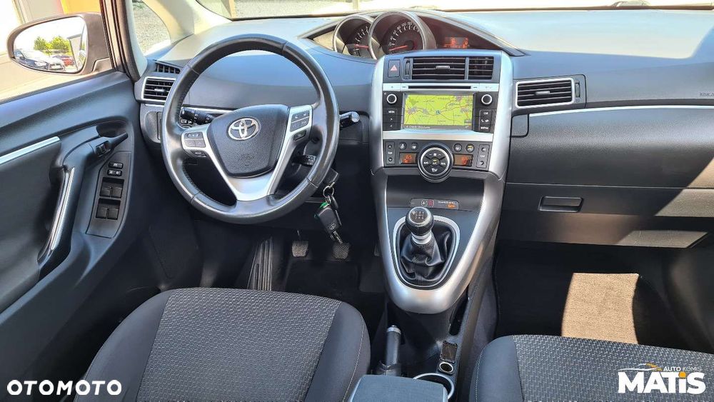 Toyota Verso - 24