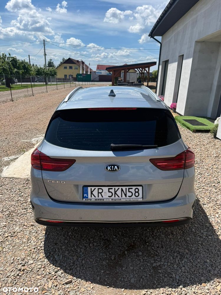 Kia Ceed - 5