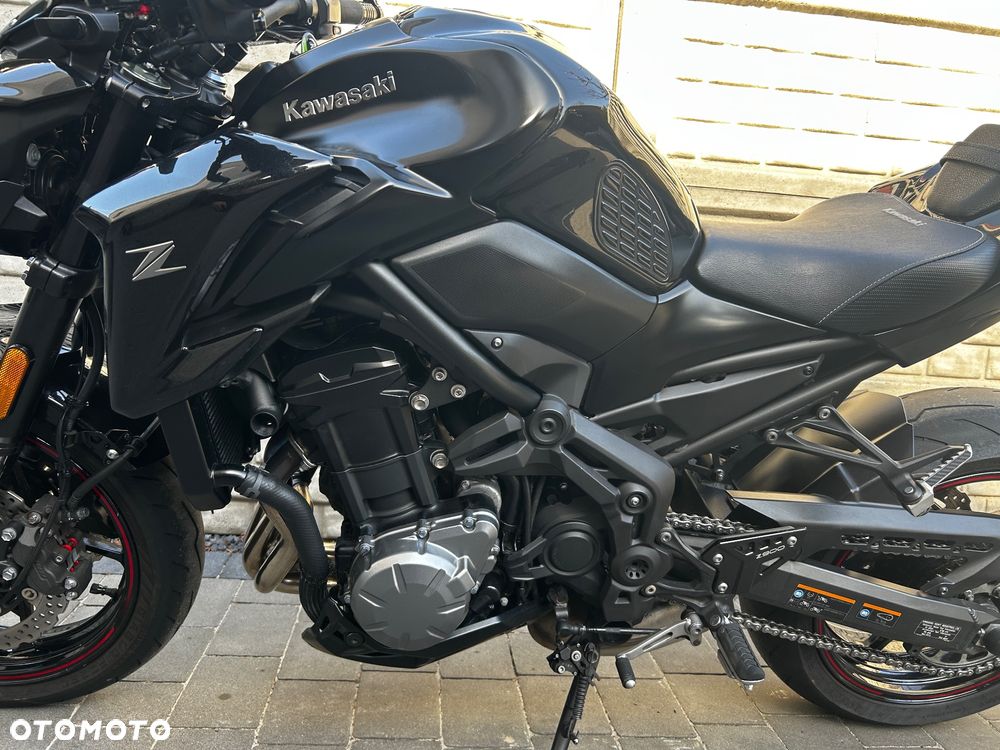 Kawasaki Z - 12