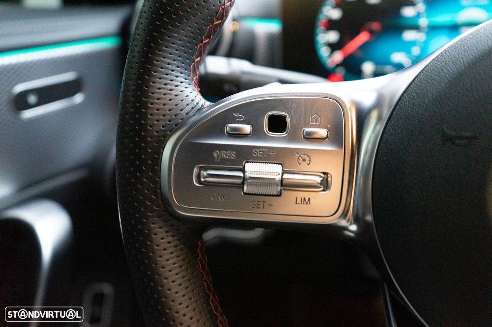 Mercedes-Benz CLA 180 d 7G-DCT AMG Line - 45