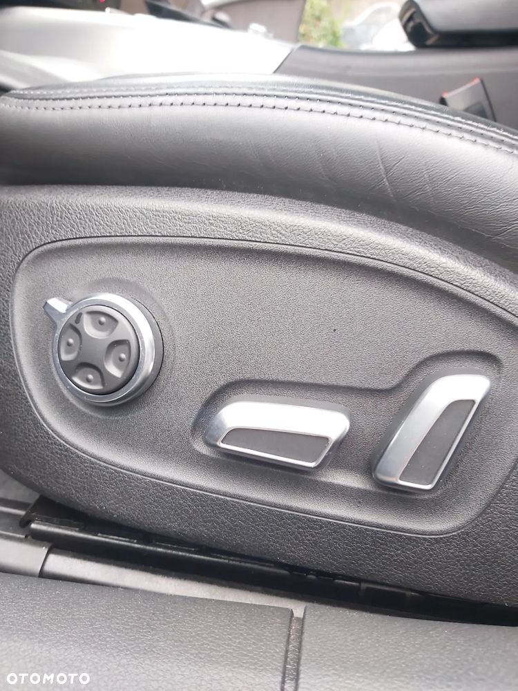 Audi A6 Avant 2.0 TFSI S tronic - 16