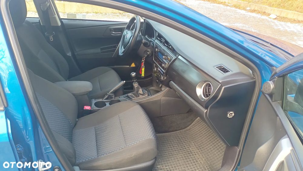 Toyota Auris 1.4 D-4D Comfort - 14