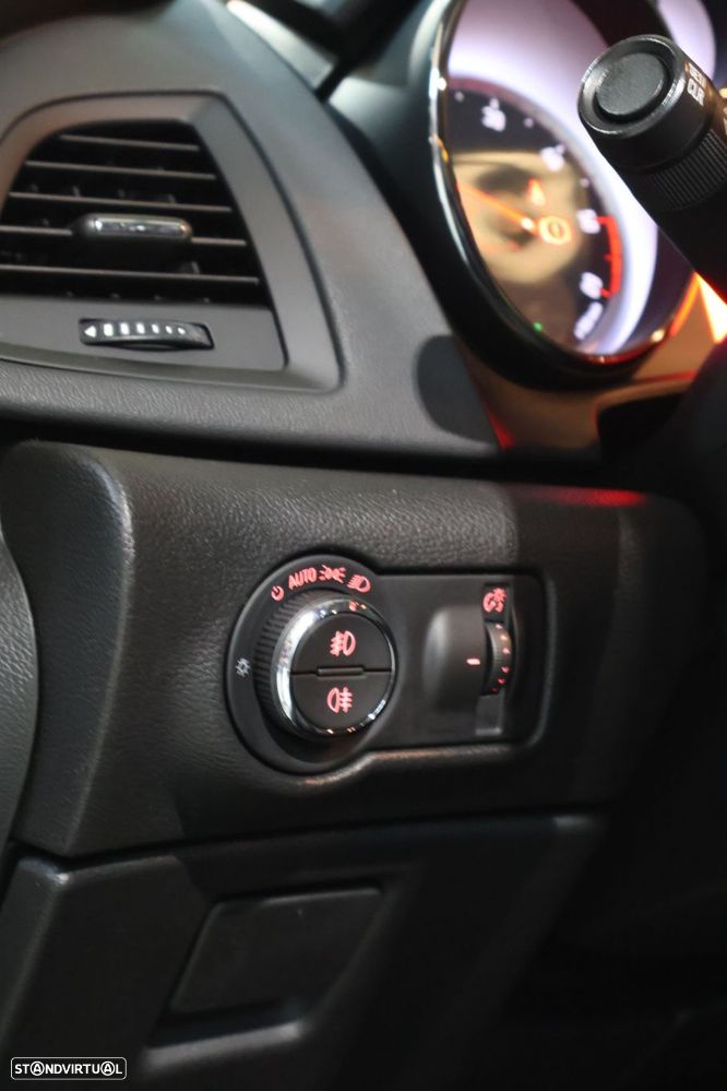 Opel Astra Sports Tourer 1.6 CDTi Cosmo S/S - 18