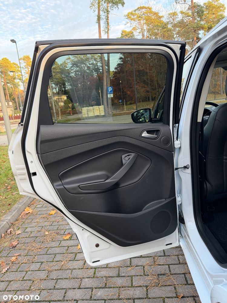 Ford Kuga 2.0 TDCi Titanium S - 16