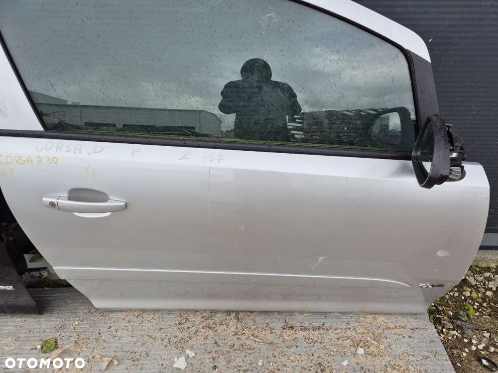 DRZWI OPEL CORSA D 3D / 5D PRZEDNIE - 9