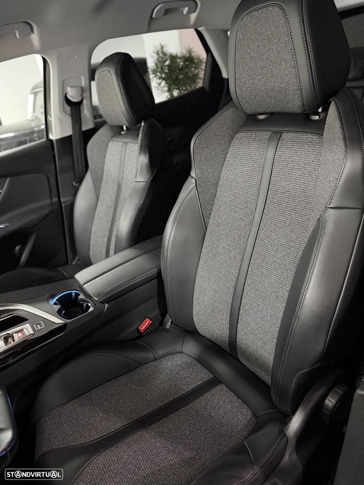 Peugeot 3008 1.5 BlueHDi Active Pack EAT8 - 12