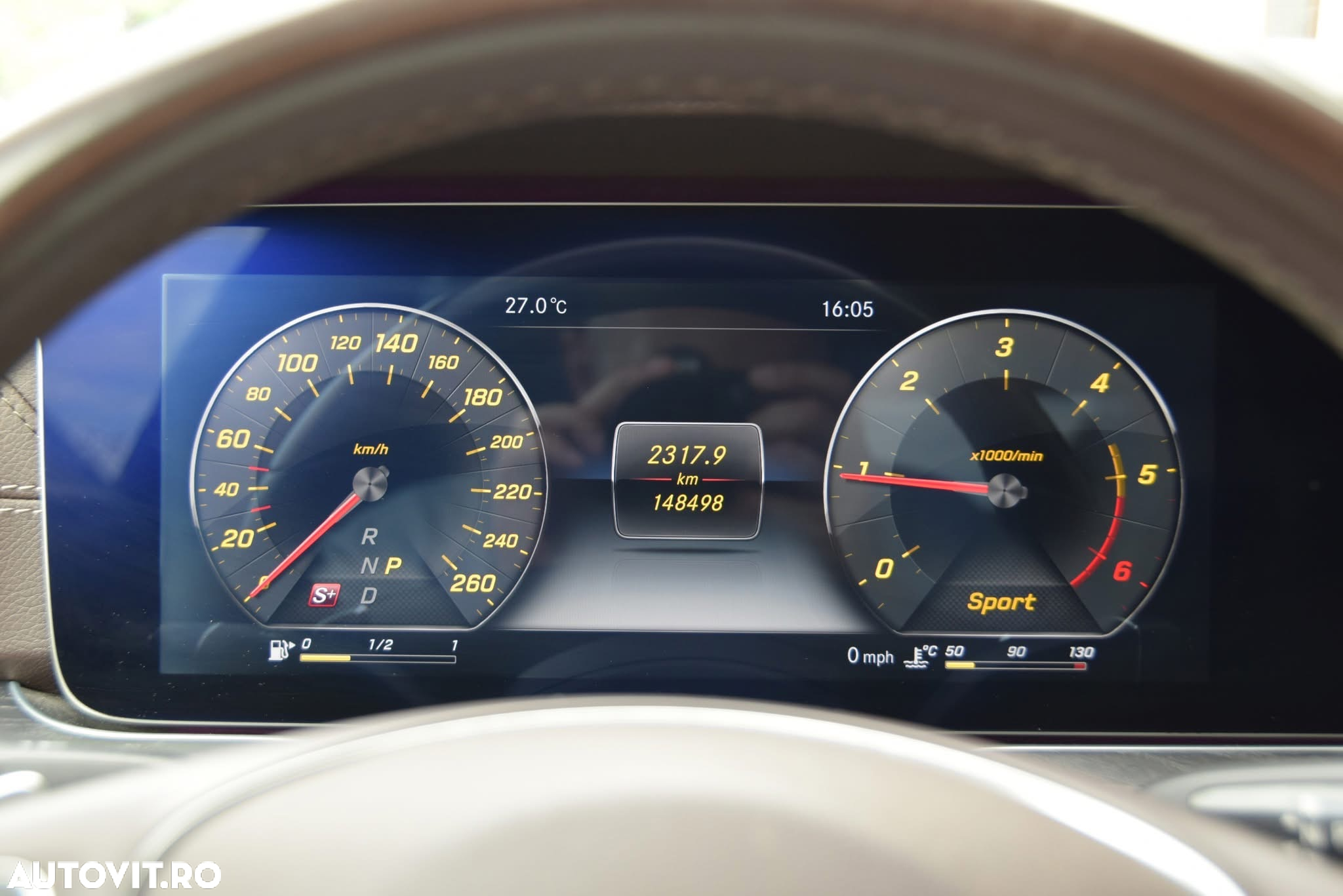 Mercedes-Benz E 220 d 4Matic 9G-TRONIC - 12