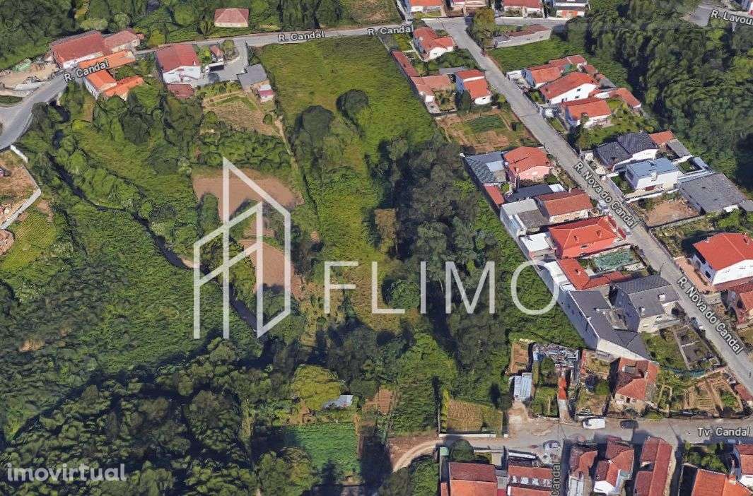 Terreno com viabilidade de construção, Paços de Brandão - Grande imagem: 5/17