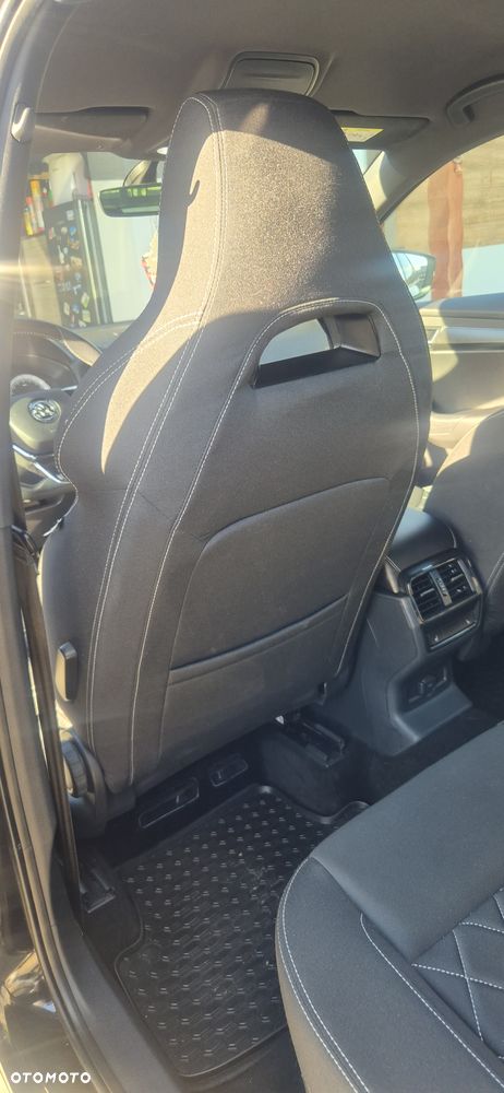 Skoda Karoq 2.0 TDI SCR 4x2 Sportline - 15