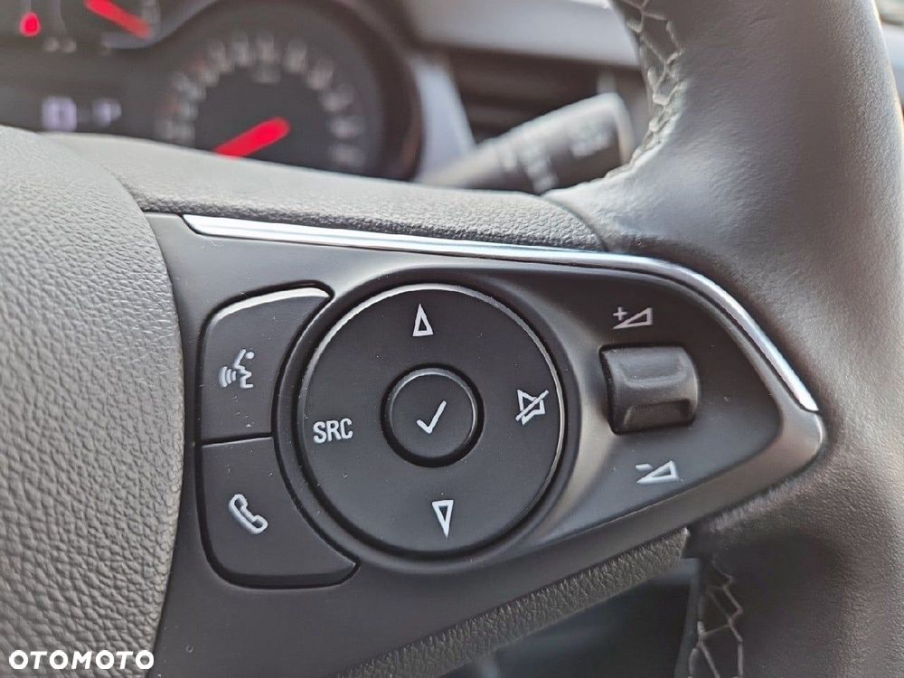 Opel Crossland X 1.2 T Enjoy S&S - 19