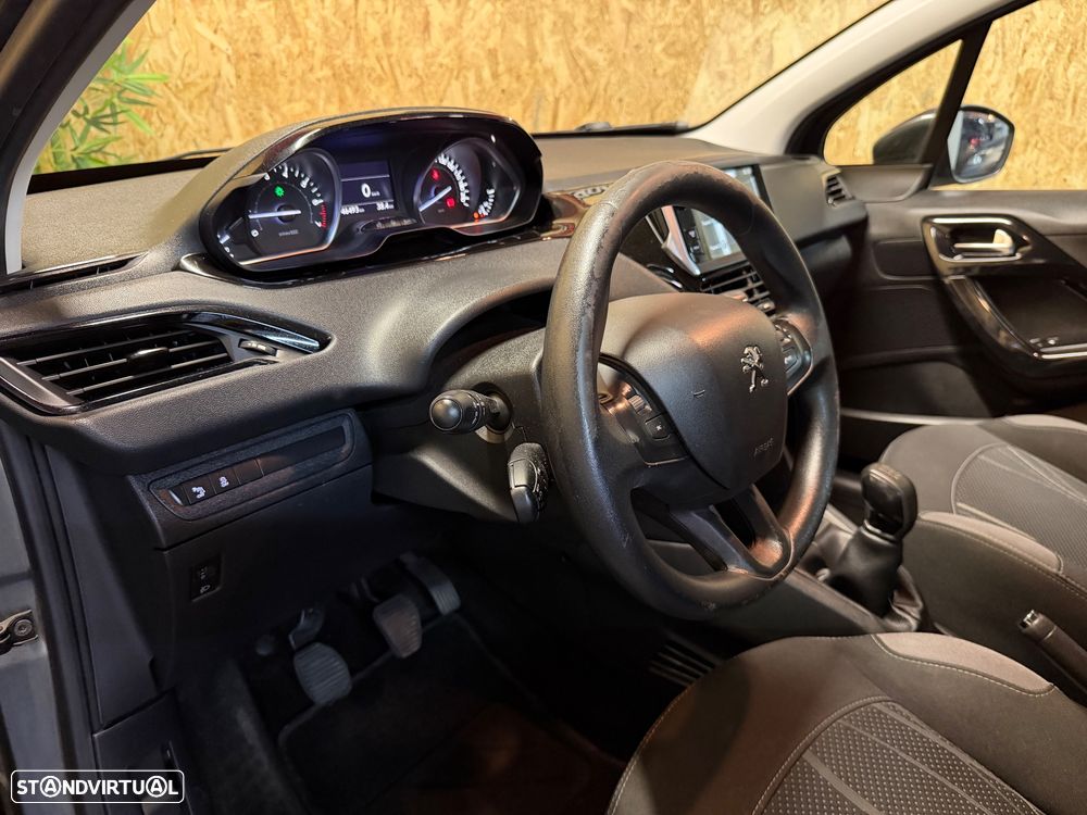 Peugeot 208 82 PureTech Style - 8