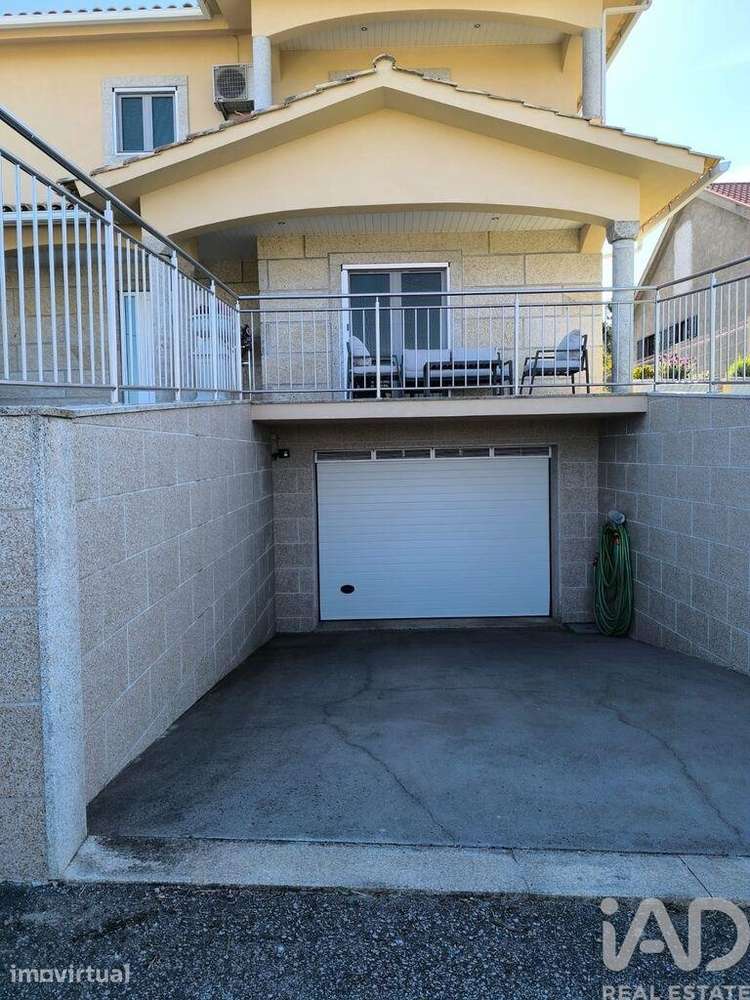 Casa / Villa em Santa Maria Maior de 300 m2 - Grande imagem: 4/40