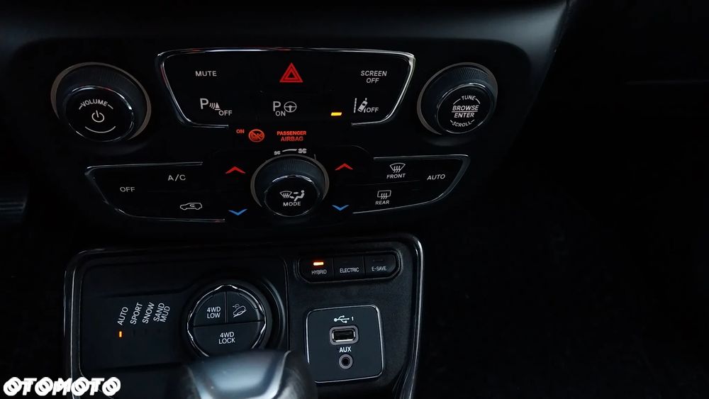 Jeep Compass 1.3 T-GDI 4xe Automatik Limited - 16