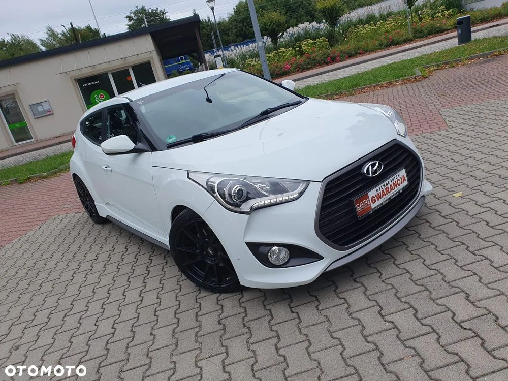 Hyundai Veloster 1.6 Turbo Premium - 21