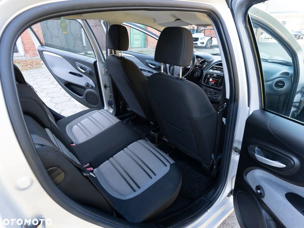 Fiat Punto Evo - 12