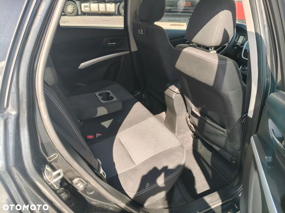 Suzuki SX4 S-Cross - 10