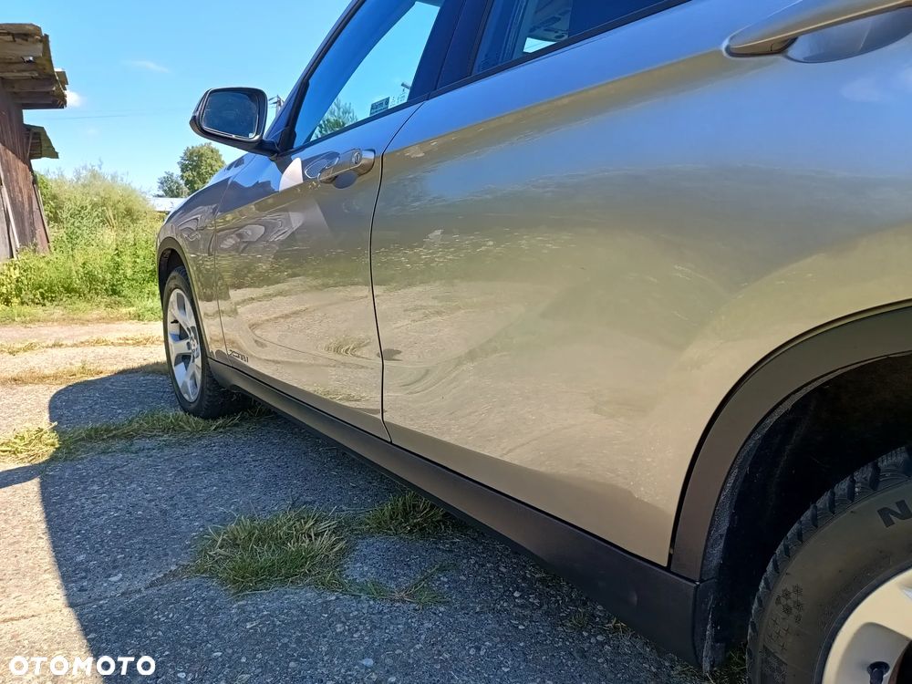 BMW X1 xDrive18d - 13