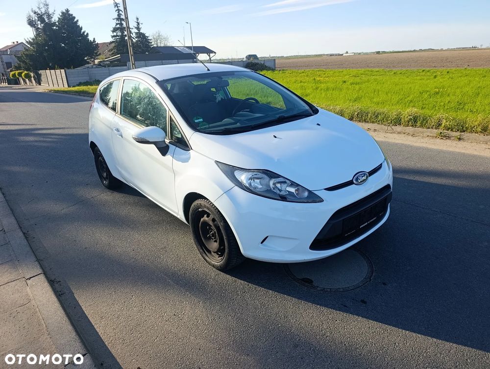 Ford Fiesta 1.25 Ambiente - 1