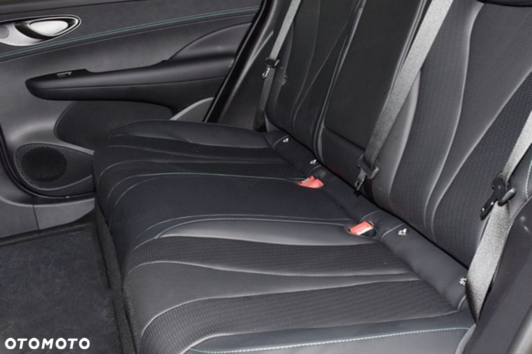 BYD Seal - 11