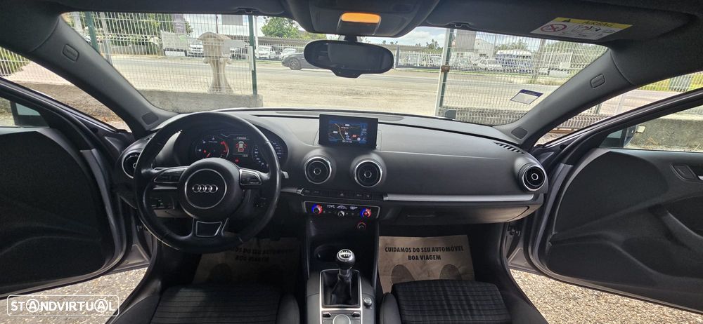 Audi A3 Sportback 1.6 TDI S-line - 15