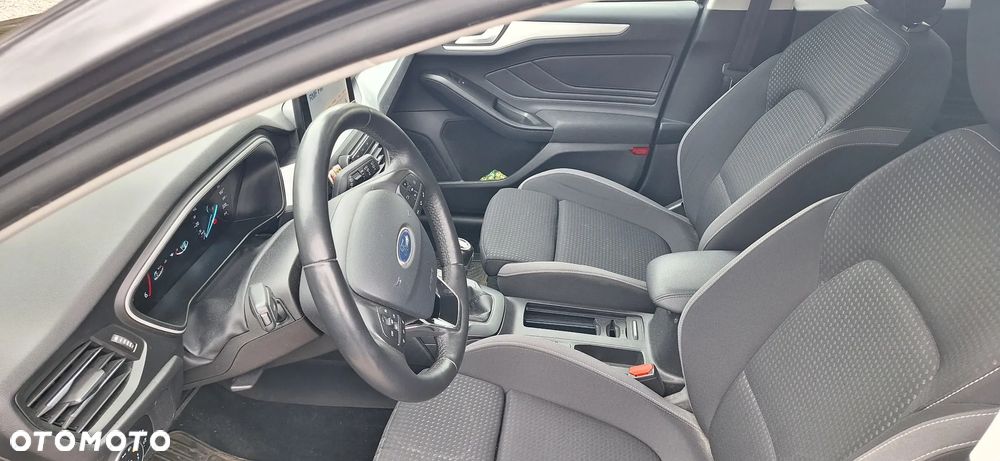 Ford Focus 1.5 EcoBlue STart-Stopp-System TITANIUM - 20