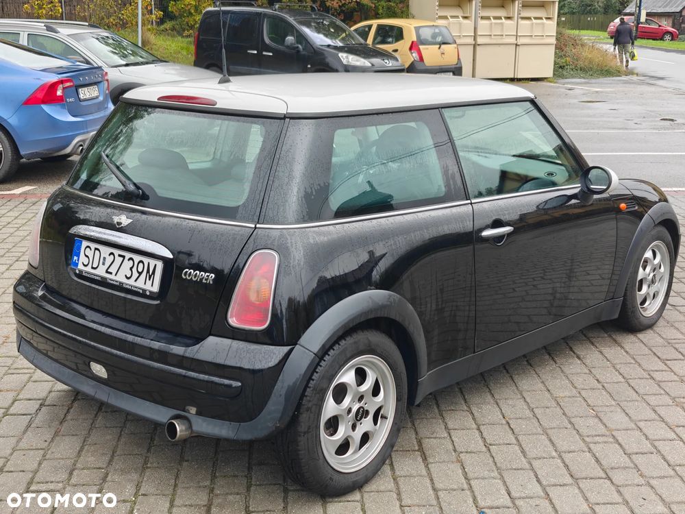 MINI Cooper Standard - 12