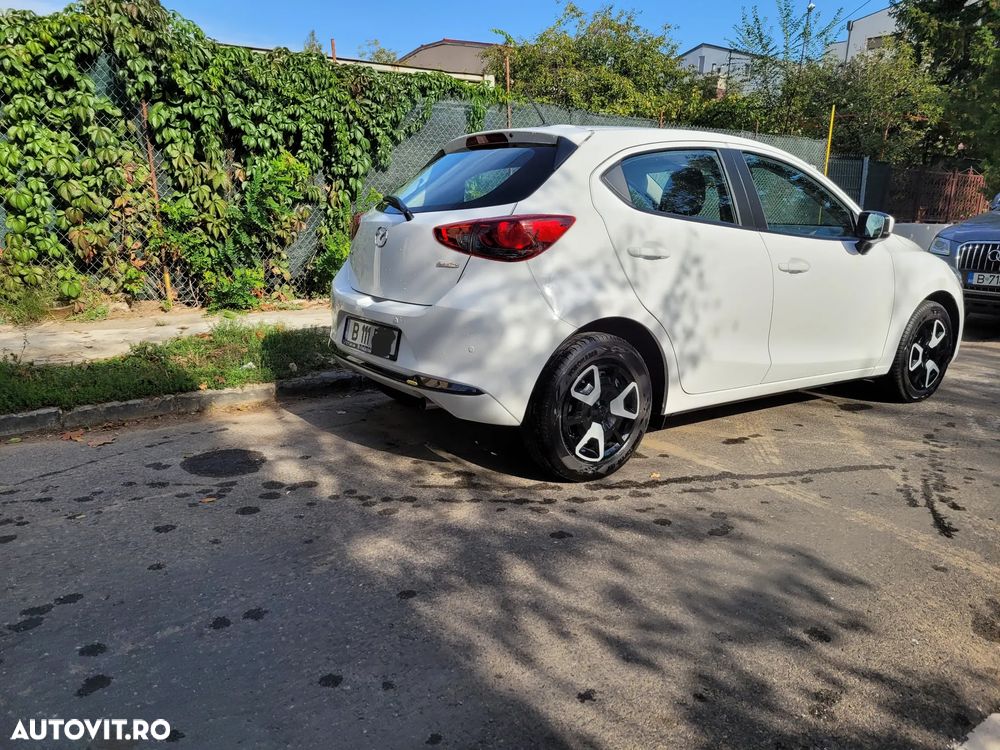 Mazda 2 e-SKYACTIV G 90 M HYBRID Center-Line - 4