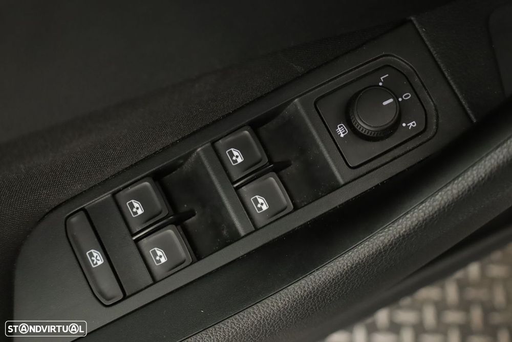 Skoda Kamiq 1.0 TSI DSG - 19