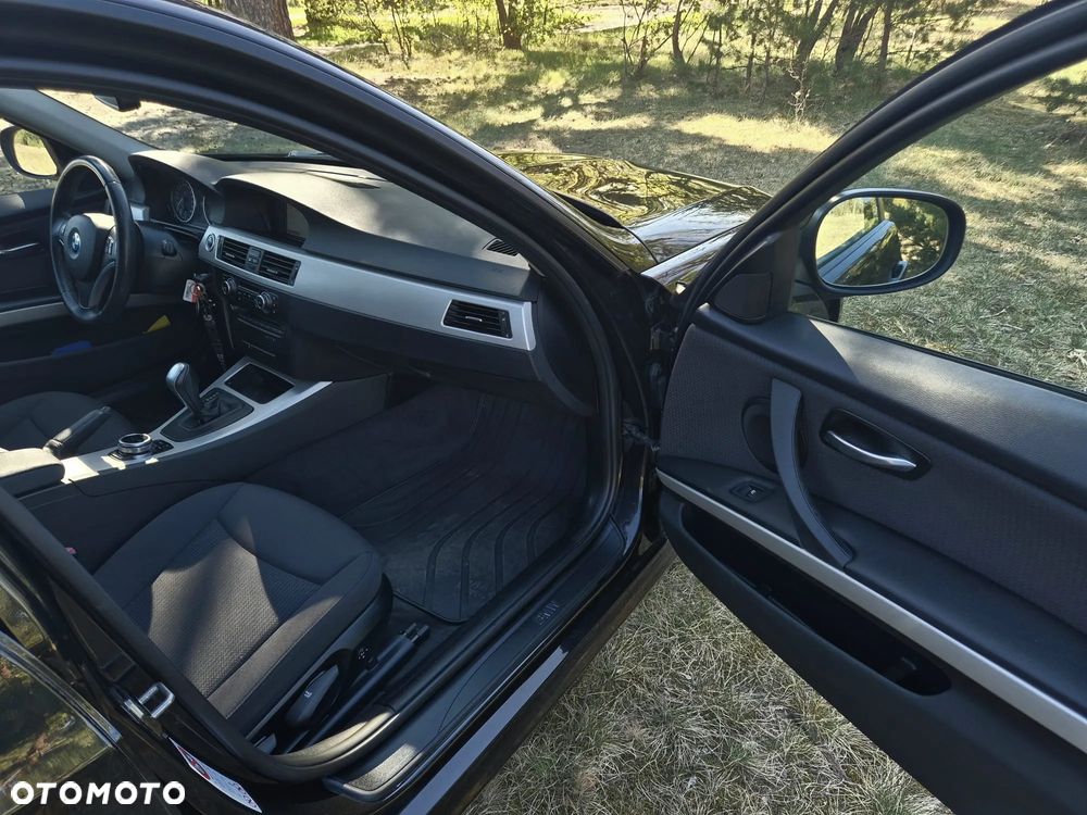 BMW Seria 3 - 16
