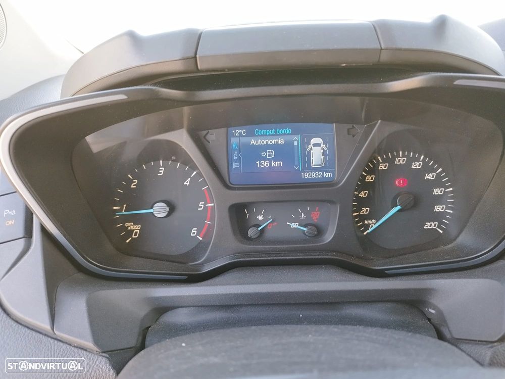 Ford Transit Custom  2.2 Tdci 125 Cv L2H1 Cabine  Dupla 6 Lugares - 18