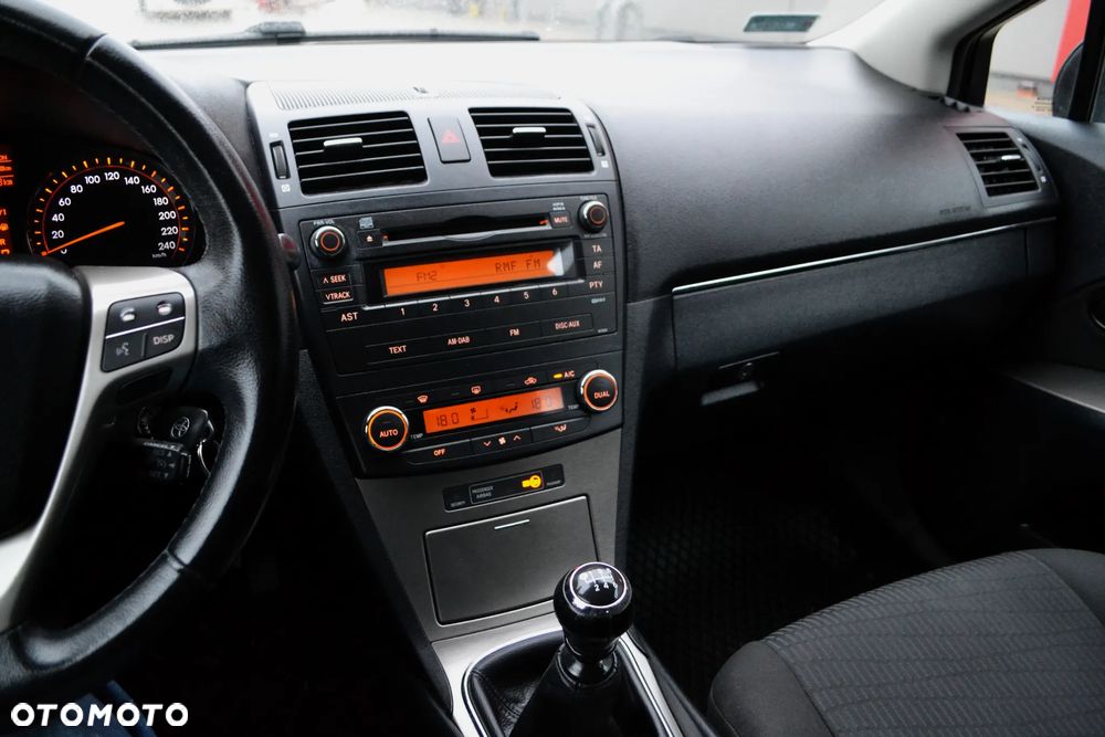 Toyota Avensis 2.0 D-4D Team - 15