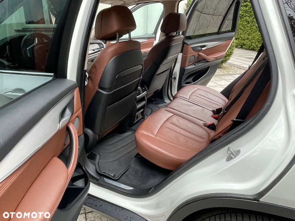 BMW X5 xDrive25d - 24