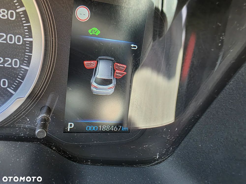 Toyota Corolla 1.8 Hybrid Comfort - 11