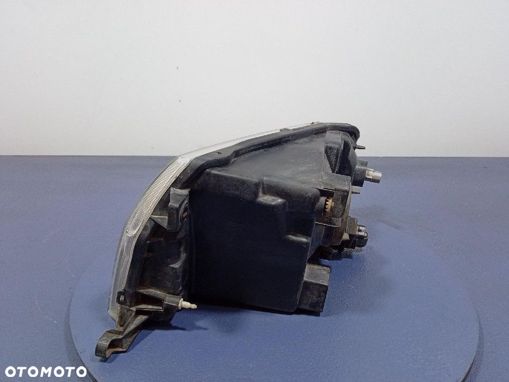 MITSUBISHI PAJERO PININ 98- REFLEKTOR PRAWY LAMPA H4 EU - 4