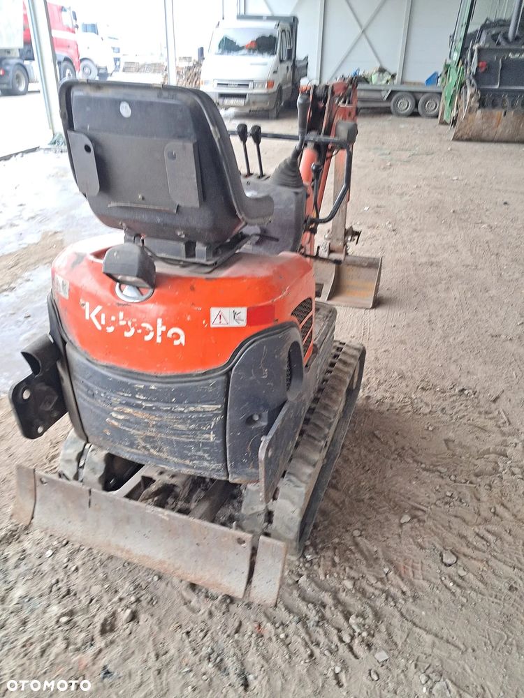 Kubota K008 - 6