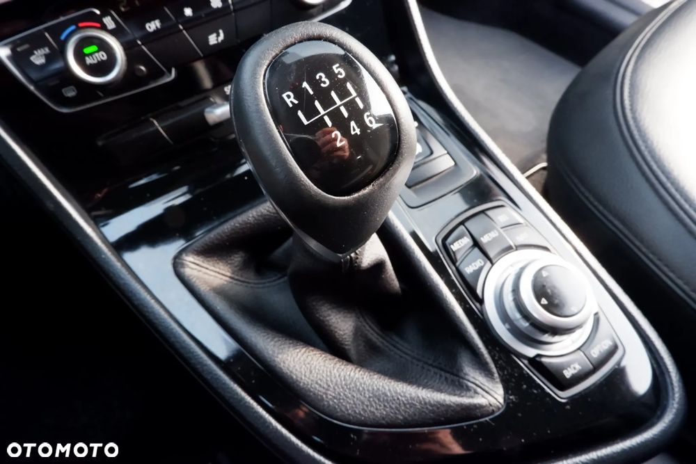 BMW Seria 2 216d Advantage - 22