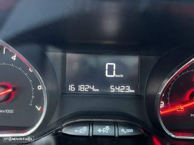 Peugeot 208 1.4 VTi Access - 5