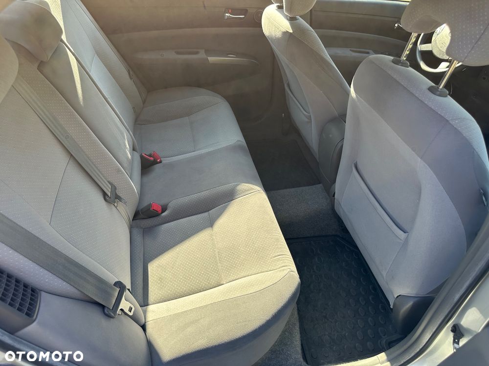 Toyota Prius 1.5 VVT-i Prestige - 22