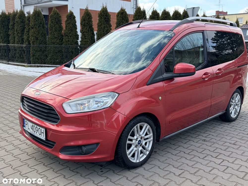 Ford Tourneo Connect 1.5 TDCi Titanium - 1