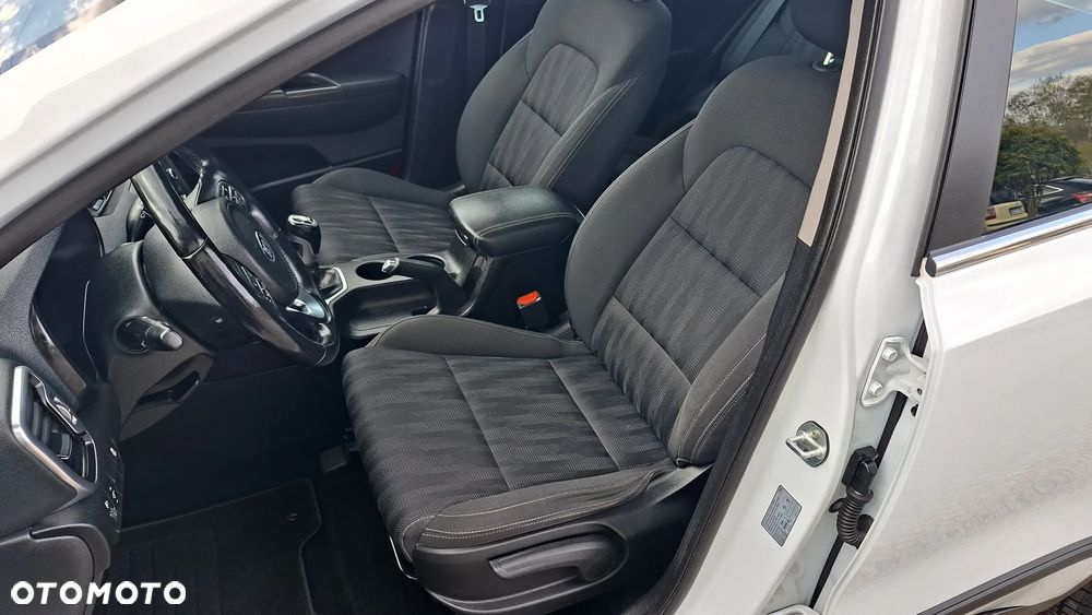 Kia Sportage 1.6 GDI 2WD SPIRIT - 23