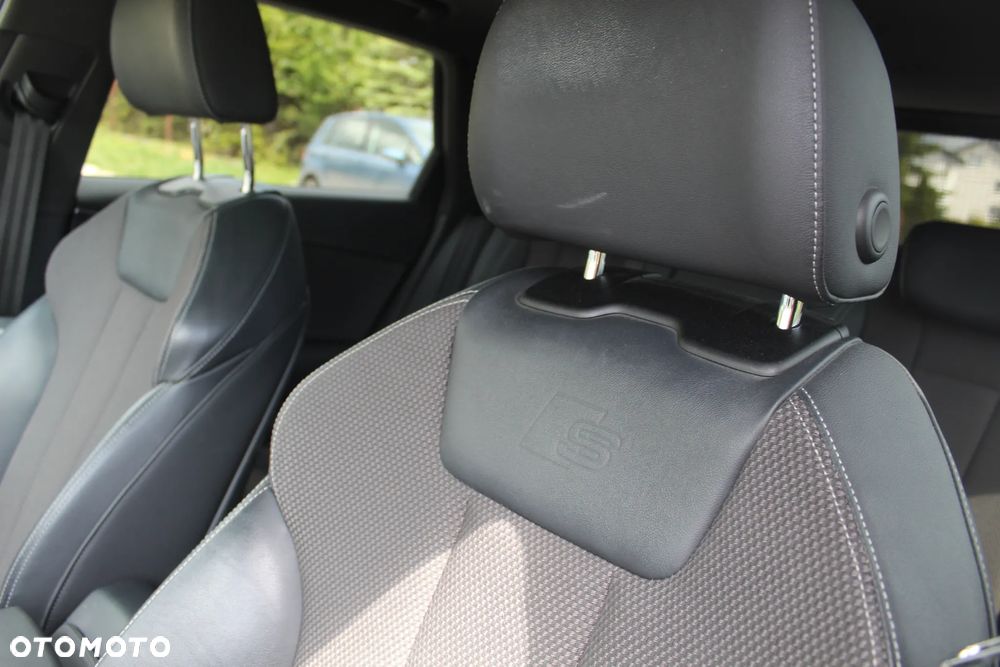 Audi A4 Avant 2.0 TFSI ultra - 12