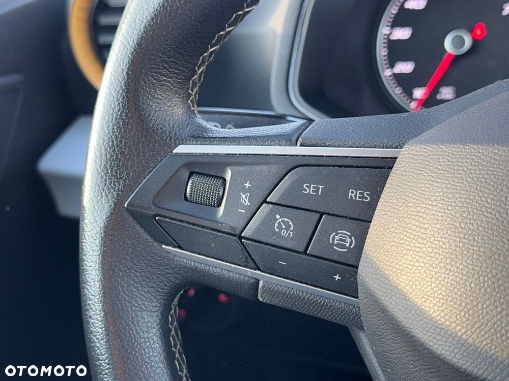 Seat Arona 1.0 TSI Full LED S&S - 16